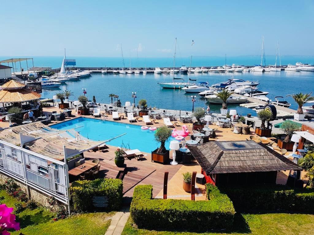 Dolce Vita Sea View Apartment Sveti Vlas Εξωτερικό φωτογραφία